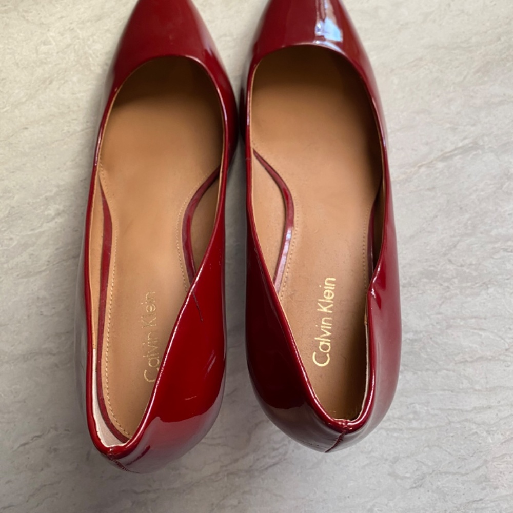 Red Hot Calvin Klein Patten Leather US size 8  with 2.5 inch Heels - Picture 5 of 8